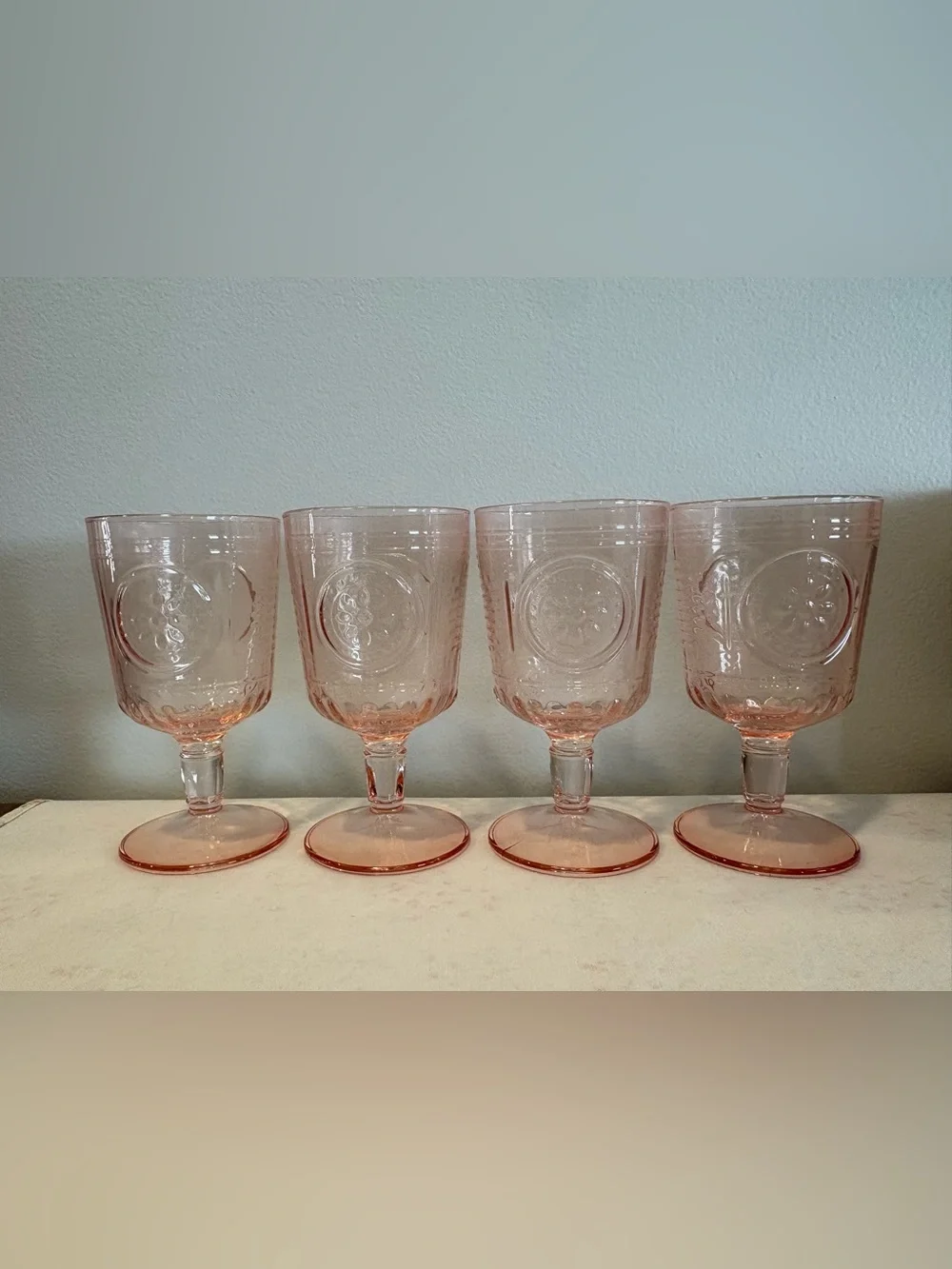 Bormioli Rocco Romantic Stemware Drinking Glass 4 Set 10.75 oz Pink NIB Unused